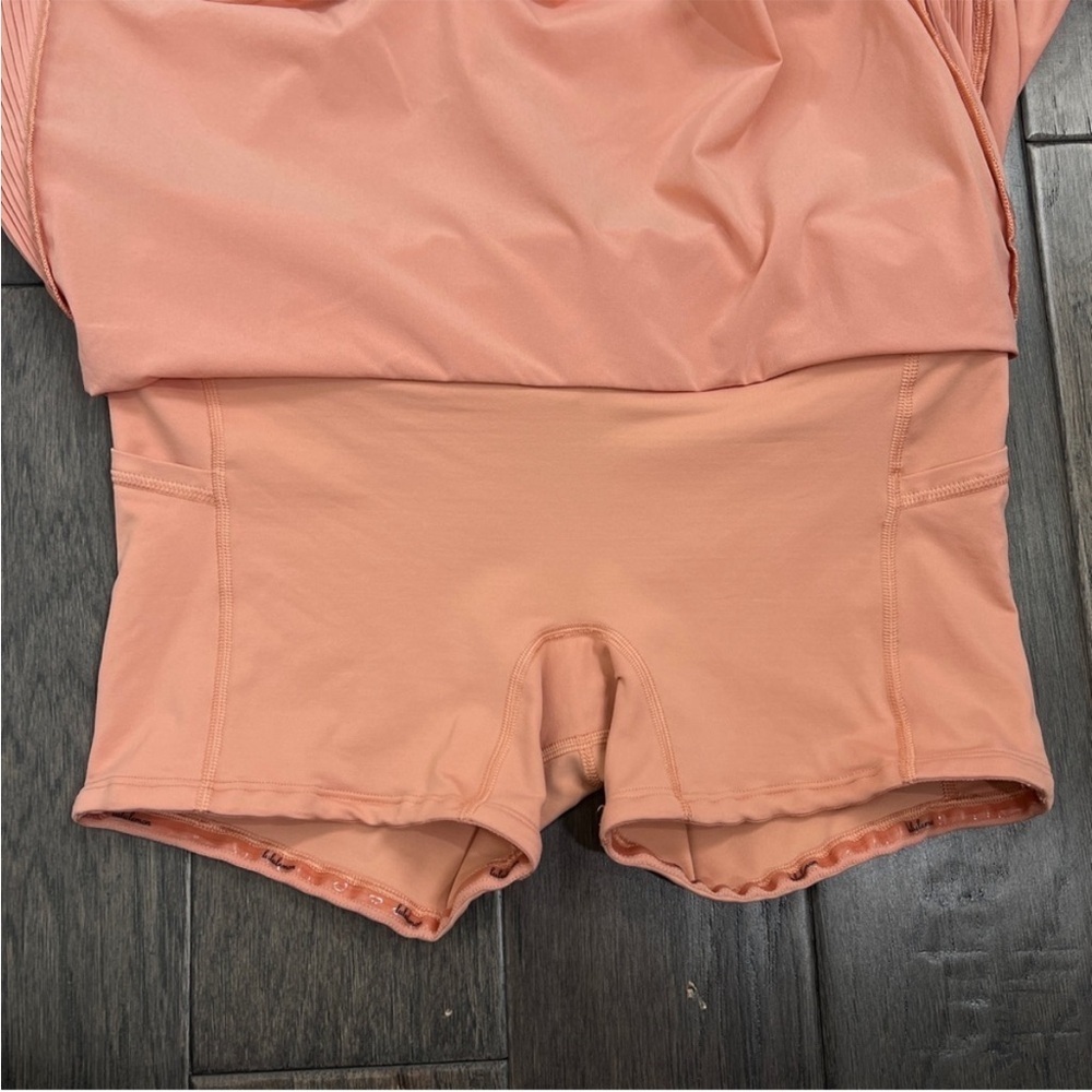Lululemon Play Off The Pleats Skirt *13" Peach Pink - Picture 9 of 9